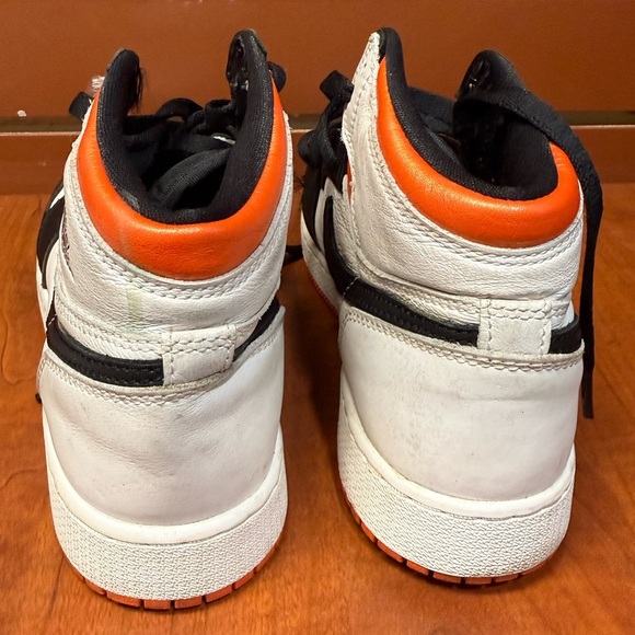 Nike Air Jordan Retro Black White Orange Sneakers - Picture 4 of 10